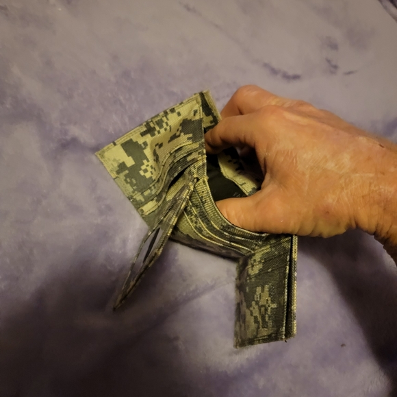 Wallet - Picture 3 of 5